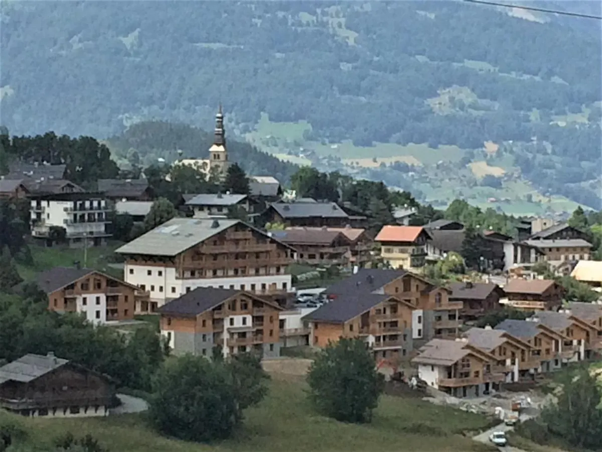 Luxury 2 Bedroom Apartment With View Of Mont Blanc Combloux 4*,