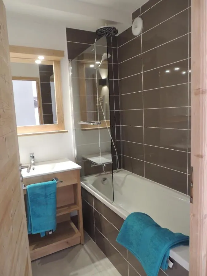 Luxury 2 Bedroom Apartment With View Of Mont Blanc Combloux
